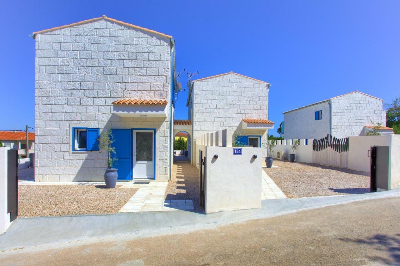 Pax Houses Vrh  Экстерьер фото